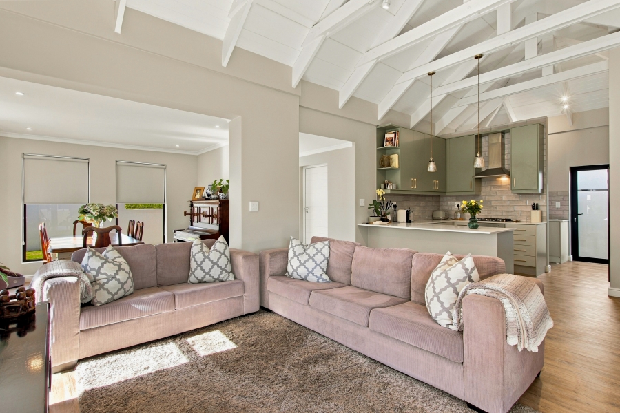 3 Bedroom Property for Sale in Aan de Wijnlanden Western Cape
